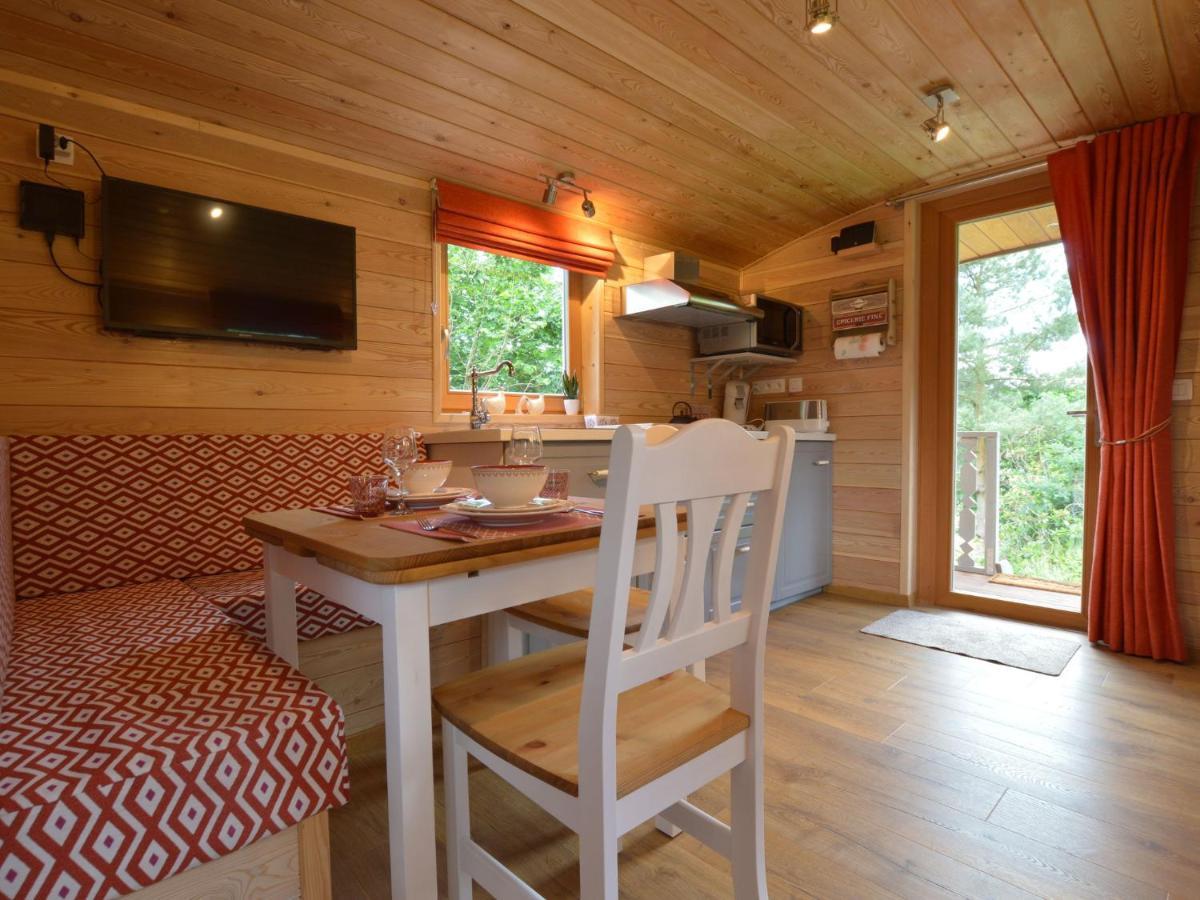 Charming Holiday Home In Malmedy With Sauna ห้อง รูปภาพ