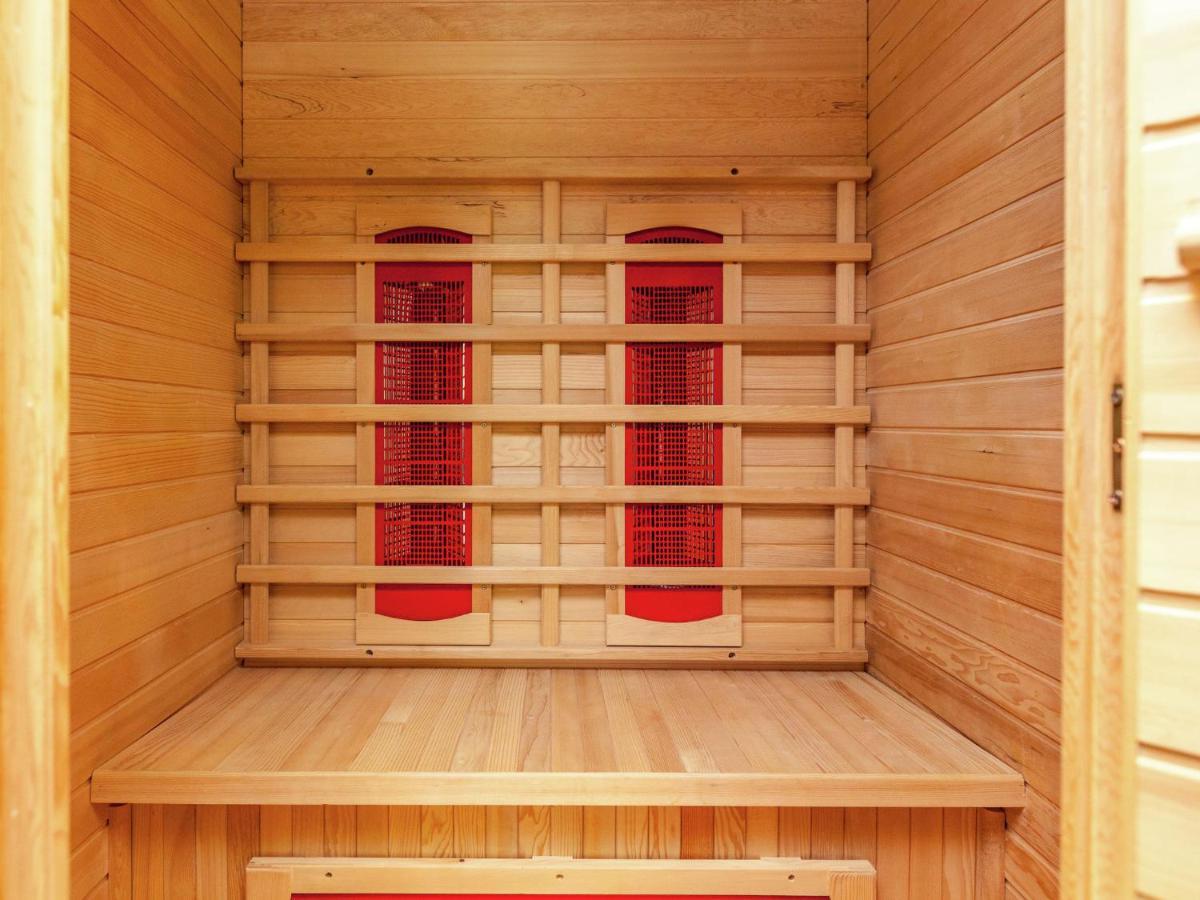 Charming Holiday Home In Malmedy With Sauna ภายนอก รูปภาพ
